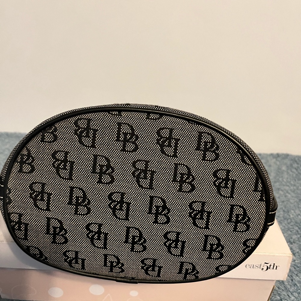 Dooney & Bourke Black Logo Shoulder Bag with Gold Hardware - Picture 11 of 14